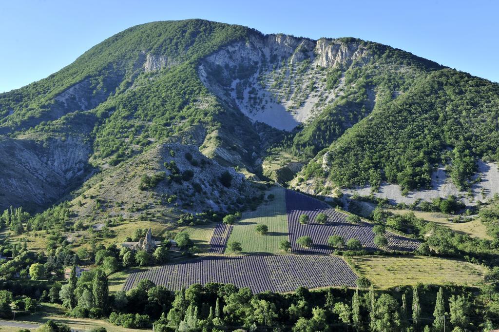 Vvf Drome Provence Hotel Montbrun-les-Bains Buitenkant foto