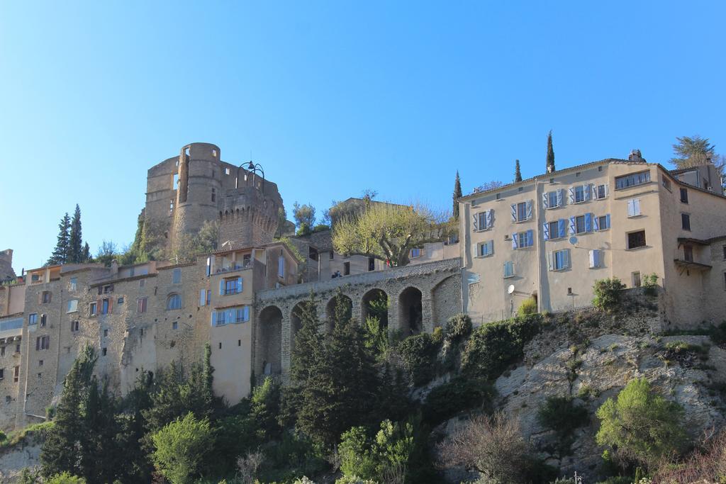 Vvf Drome Provence Hotel Montbrun-les-Bains Buitenkant foto