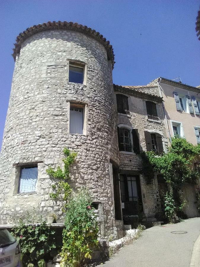 Vvf Drome Provence Hotel Montbrun-les-Bains Buitenkant foto